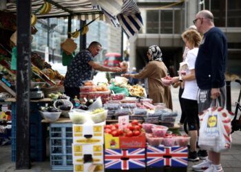 Report: UK inflation rate falls to 10.1pc in March