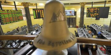 Bourse gains EGP 6 bln, all indexes up 1 - Egyptian Gazette Collective decline in Egypt bourse indexes at start of week trading
