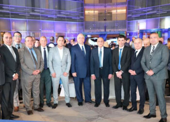 Minister Abbas hails workers’ efforts at local airports