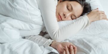 Sleeping issues may increase risk of a stroke, study suggests 1 - Egyptian Gazette Sleeping issues may increase risk of a stroke, study suggests