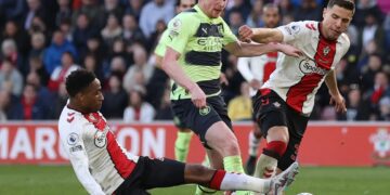 EPL: Man City keeps pressure on Arsenal