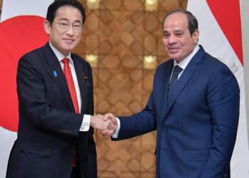 Sisi receives Japanese PM at Ittiyhadiya Palace
