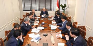 Housing min. follows up on implementation of Central Business District projects in NAC