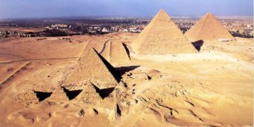 Giza Pyramids: Longer opening times 1 - Egyptian Gazette Giza Pyramids: Longer opening times