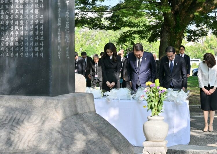 Japan, South Korea leaders in historic Hiroshima visit 2 - Egyptian Gazette Japan, South Korea leaders in historic Hiroshima visit 1 - Egyptian Gazette