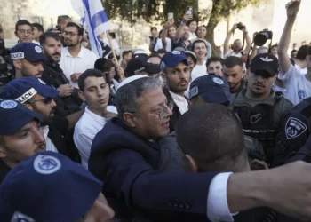 Extremist Israeli Cabinet minister visits sensitive Jerusalem holy site