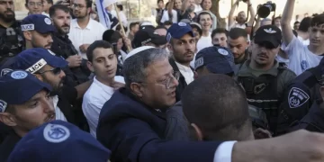Extremist Israeli Cabinet minister visits sensitive Jerusalem holy site