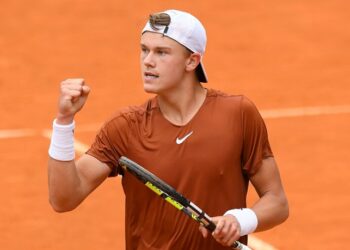 Rune upsets Ruud in Italian Open