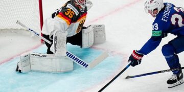 US edges Germany at Ice Hockey worlds