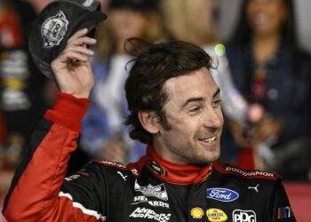 Blaney ends NASCAR winless drought