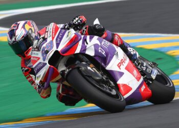 Martin wins French sprint ahead of Binder