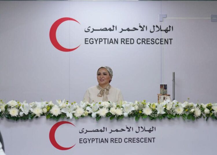 Sisi's spouse praises efforts of Egyptian Red Crescent 1 - Egyptian Gazette
