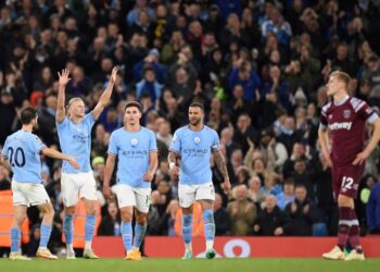 Haaland sets Premier League goal record to put Man City back on top