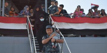 466 stranded people arrive at Safaga seaport coming from Sudan