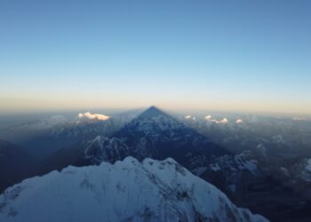 Then and now: 70 years of Everest