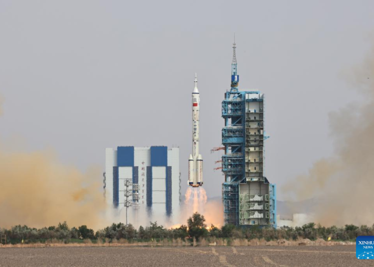 China launches Shenzhou-16 manned spaceship 2 - Egyptian Gazette China launches Shenzhou-16 manned spaceship 1 - Egyptian Gazette