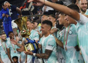 Martinez double as Inter retain Coppa Italia crown