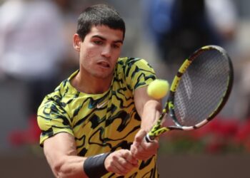 Alcaraz reaches Madrid Open semis in final match