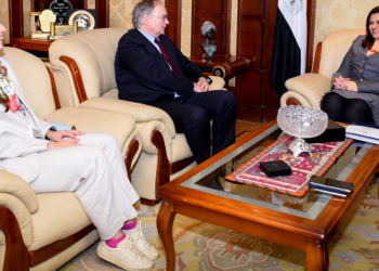 Emigration min., EU amb. discuss youth employment center