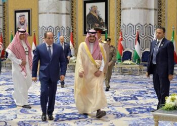 Sisi arrives in Jeddah partake in AL council summit