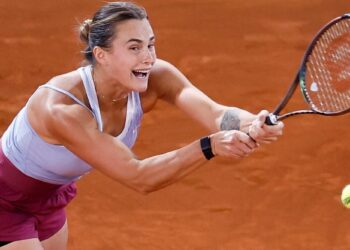 Sabalenka, Medvedev advance in Madrid