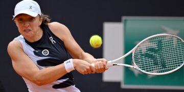 Swiatek eyes French Open title; Nadal and Kyrgios out