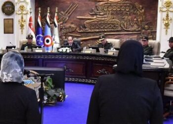 President Sisi witnesses tests for job applicants at education ministry