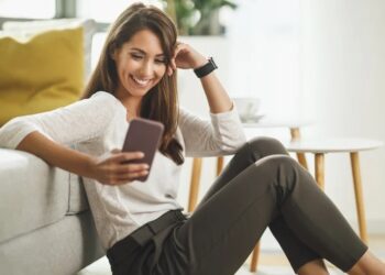 How AI could soon be rewriting text messages for you