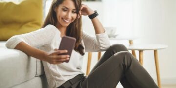 How AI could soon be rewriting text messages for you
