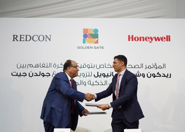 REDCON Properties signs MoU with Honeywell for its pioneering sustainable community " Golden Gate" 2 - Egyptian Gazette REDCON Properties signs MoU with Honeywell for its pioneering sustainable community " Golden Gate" 1 - Egyptian Gazette