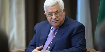 Abbas lauds Sisi’s efforts to reach ceasefire between Palestinians, Israelis