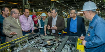 Egypt’s Military Production Min. inspects Factory 200