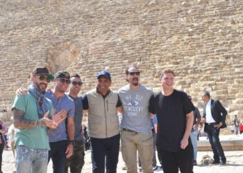 Backstreet Boys visit Giza Pyramids before concert in Egypt