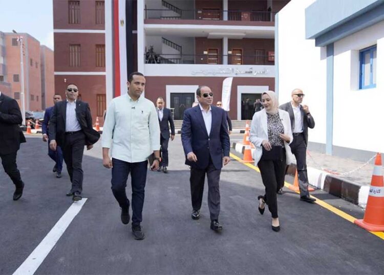 Sisi inspects technology services complex in Beheira 1 - Egyptian Gazette