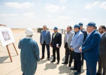 Military production min. witnesses piloting armored vehicles