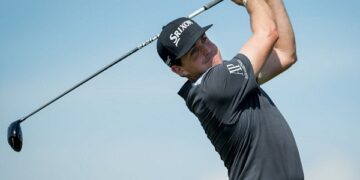 Bradley leads Travelers golf Championship
