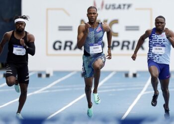 Hughes breaks British 100m record