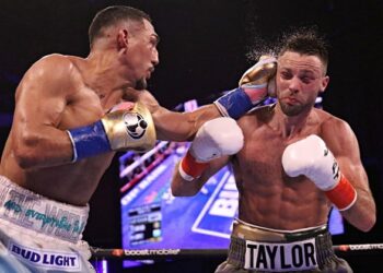 Lopez takes WBO welterweight title