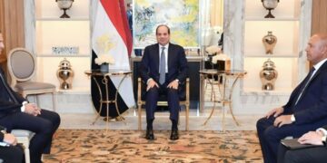 Sisi discusses expanding activities of France’s CMA CGM Group in Egypt