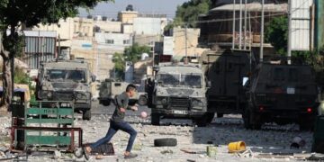 Palestinian injured after being run over by Israeli army vehicle in Nablus 1 - Egyptian Gazette Palestinian injured after being run over by Israeli army vehicle in Nablus