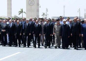 Sisi attends funeral of PM’s mother