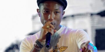 Paris Fashion Week looks to future with Pharrell Williams debut