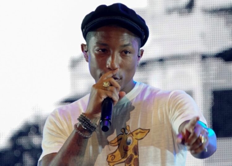 Paris Fashion Week looks to future with Pharrell Williams debut 2 - Egyptian Gazette Paris Fashion Week looks to future with Pharrell Williams debut 1 - Egyptian Gazette