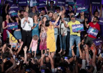 Olivia Chow wins election as Toronto’s first Chinese-Canadian mayor