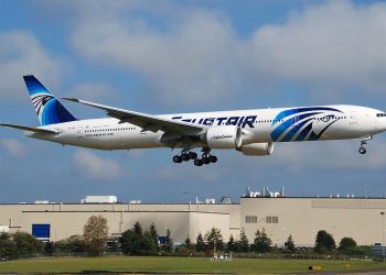 EgyptAir: Hoax report on bomb on board of Egyptian plane at Rome airport