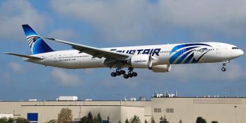 EgyptAir suspends flights to Beirut Tuesday 1 - Egyptian Gazette EgyptAir: Hoax report on bomb on board of Egyptian plane at Rome airport