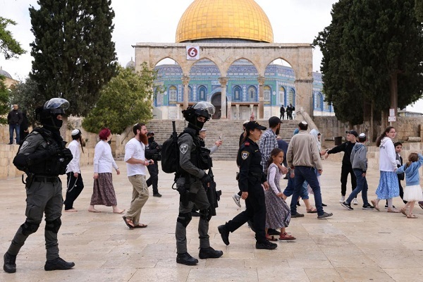 Two Palestinians shot, six detained during Israeli raids in WB 2 - Egyptian Gazette Two Palestinians shot, six detained during Israeli raids in WB 1 - Egyptian Gazette