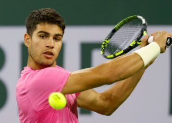 Alcaraz joins Rune in the Queen´s semi-finals