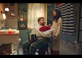 “Romance is Simpler with Floward”