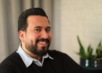 Building a People-Oriented Business: Community Culture inside and Outside the Company